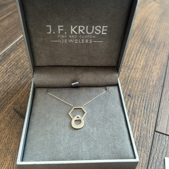 JF Kruse stealing SILVER Necklace NWT - Picture 2 of 4